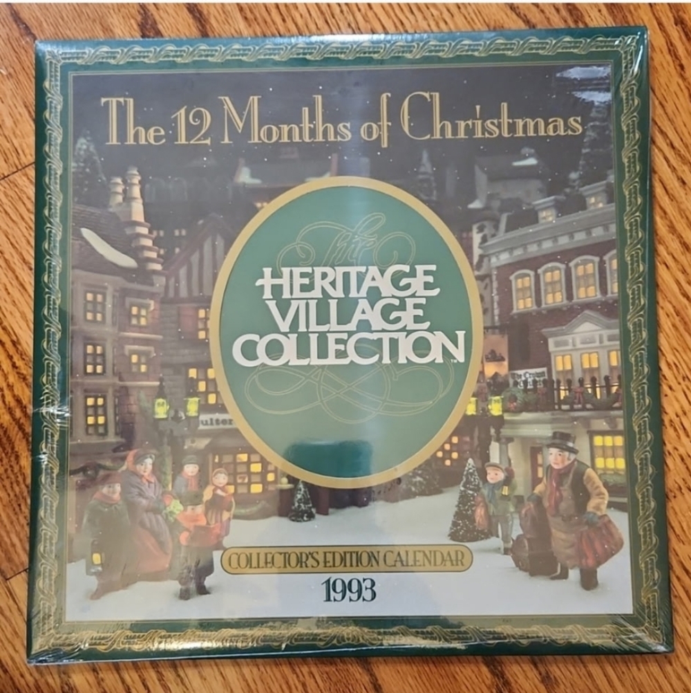 Department 56 Heritage Village Collection Christmas Calendar - Green and Gold